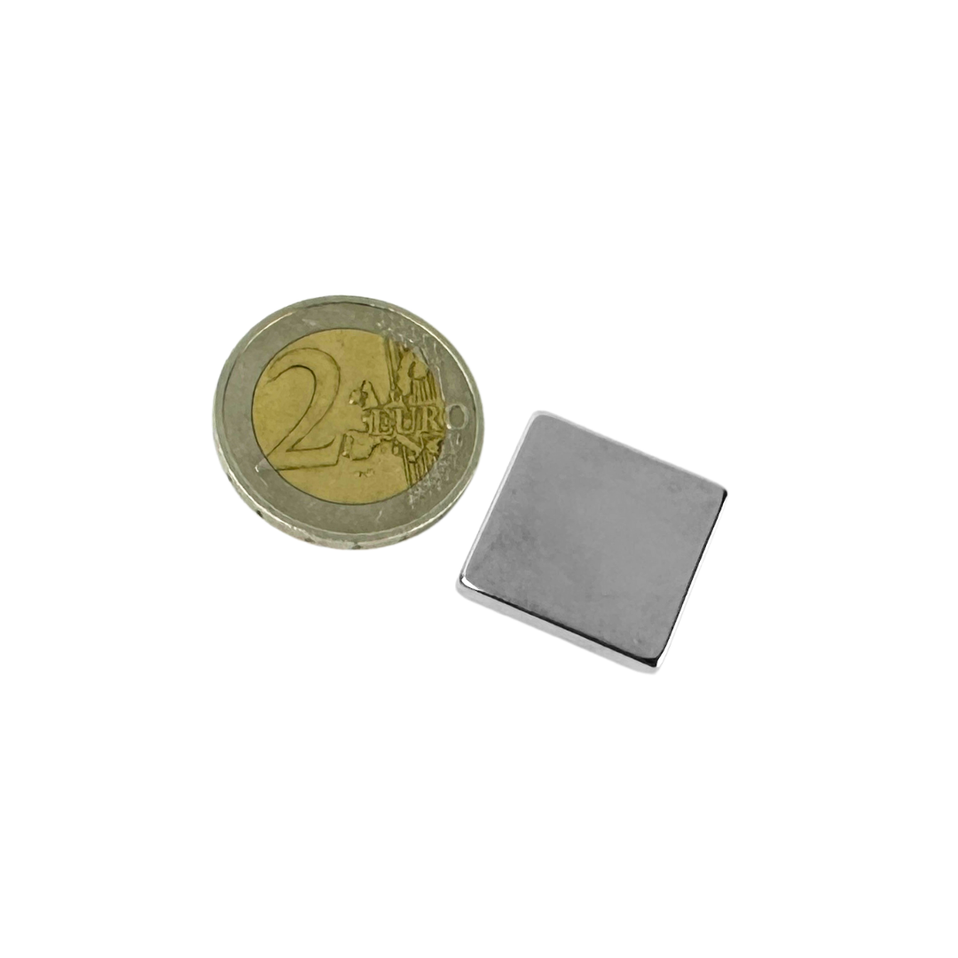 Rechteckiger Neodym-Magnet 15x15x3 mm – vernickelt, N42 Qualität