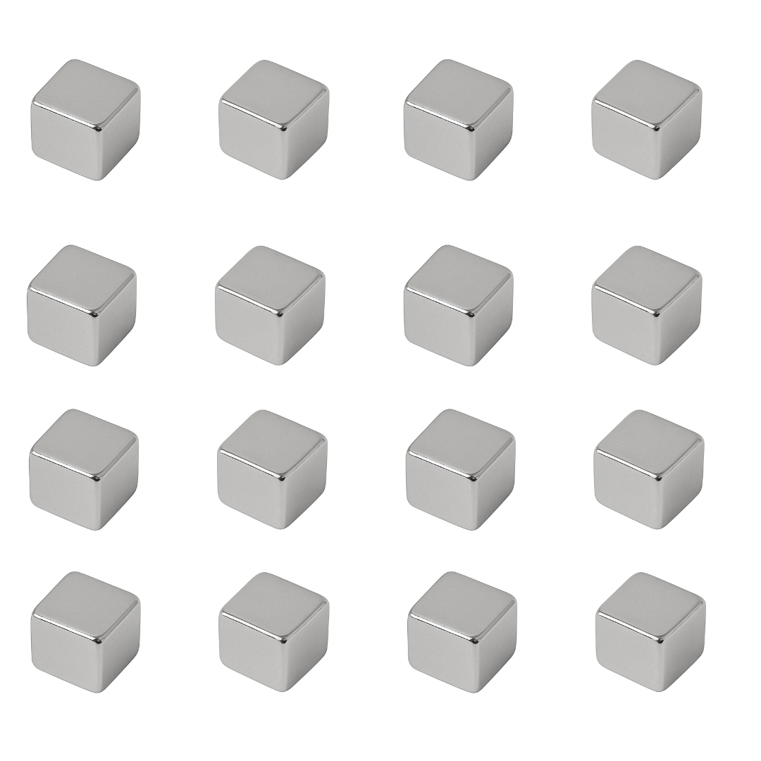 Anwendungsbeispiel: Neodym-Quadermagnet 5x5x2 mm hält Metallgegenstand sicher fest