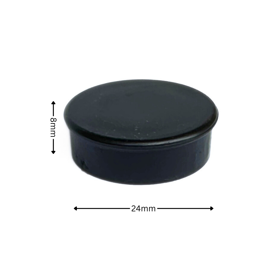 Schwarzer runder Haftmagnet 24x8mm auf Magnettafel – Ideal für Büro und Zuhause