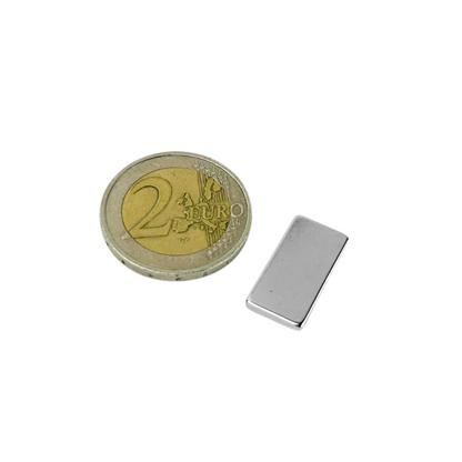 Robuste Neodym-Blockmagnete – ideal für Montage, Präsentation oder Modellbau